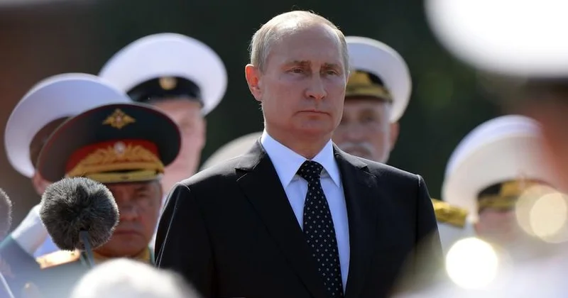 Hakimiyyət böhranı: Putin xalq arasına çıxdı