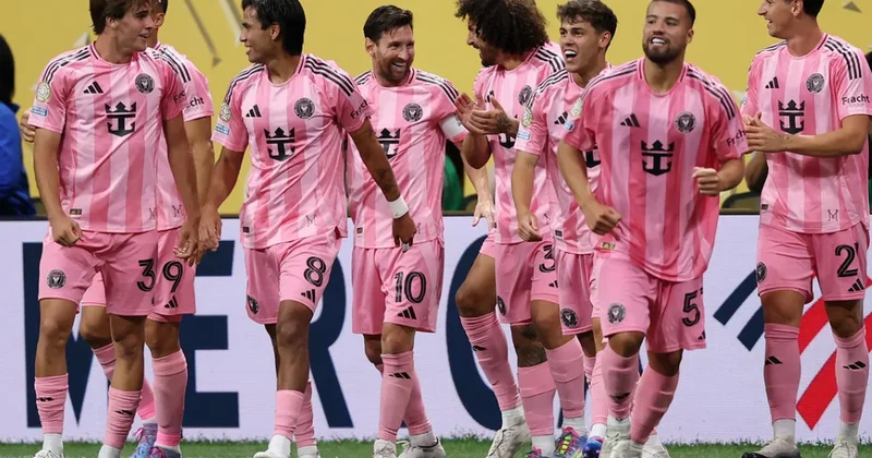 MLS tarixinin ən reytinqli futbolçuları Messi “üçlük”dən kənarda
