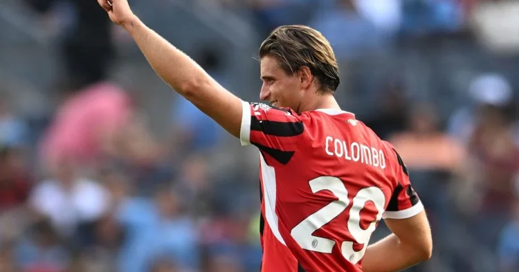 Milan ın hücumçusu rəsmən Cenoa da