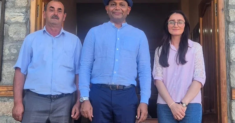 Hindistanın Azərbaycandakı Səfiri İsmayıllının zəngin mədəni və təbii irsi ilə tanış olub