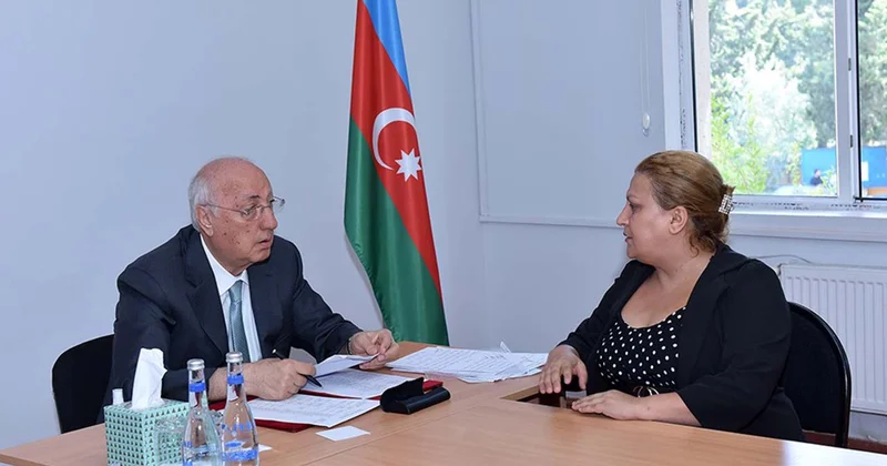 Sumqayıtda sakinlərlə növbəti səyyar görüş Fotolar