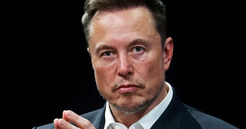 İlon Mask iki yeni süni intellekt modeli buraxacaq