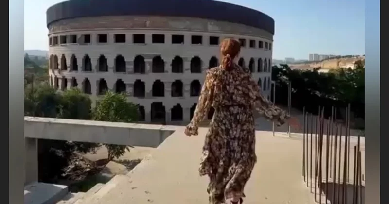 Bakıdakı bu bina görənləri şoka salır kimin olduğu bilinmir FAKTLAR