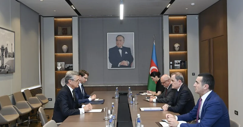 Ceyhun Bayramov Almaniya Azərbaycana yeni təyin olunmuş səfirini qəbul edib