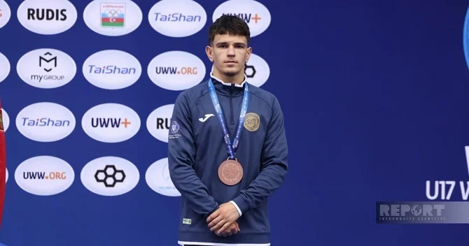 Orxan Həbibliyə dünya çempionatının bürünc medalı təqdim edilib