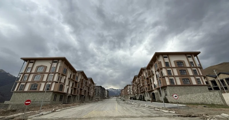 Kəlbəcərə turist axını Hotellərdə yer qalmayıb