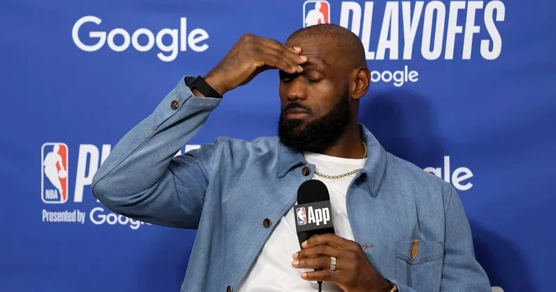 Filadelfiya restoranları Lebron Ceymsə ömürlük pulsuz yemək təklif ediblər FOTO