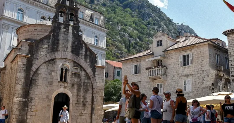 Monteneqro bu ölkələr üçün vizasız rejimi ləğv edir
