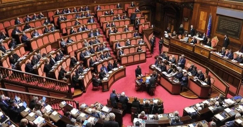 ABŞ Senatında Rusiyaya qarşı yeni sanksiyalar layihəsi üzrə razılıq əldə edilib, Tramp dəstəkləyib