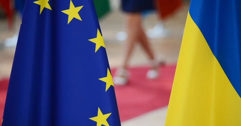 Macarıstan Ukraynanın Aİ yə sürətli qəbuluna “yox” dedi