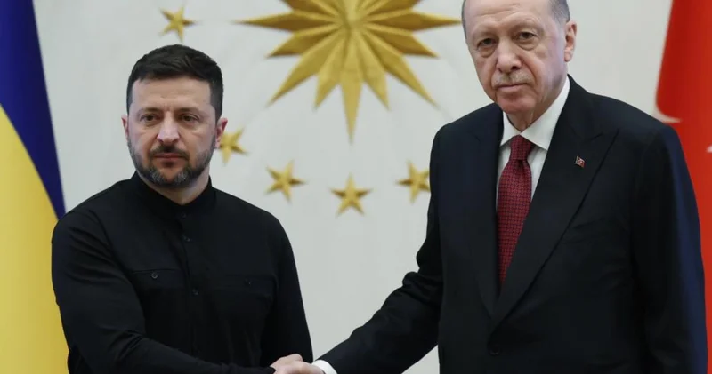 “Türkiyə müəssisəsi və Azərbaycan səfirliyinə zərbə Putinin sülh cəhdlərinə cavabıdır” Zelenski