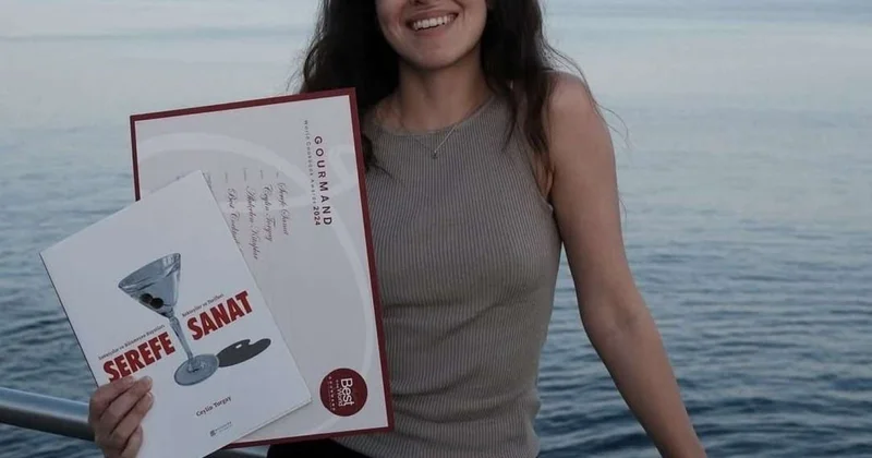 Dünyanın 50 sənətkarının içki zövqü “Şərəfə, Sənət!” FOTO