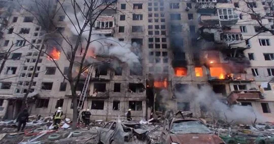 Kiyevə gecə hücumu: 12 ölü, 48 yaralı Video