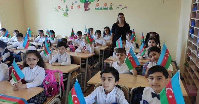 Orta məktəblərlə bağlı YENİLİK Bu ildən...