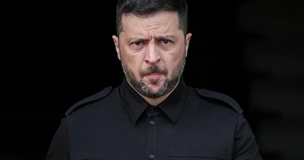 Zelenski: Ukrayna, Kiyevə edilən hücumlardan sonra Putinlə görüşə hazırdır