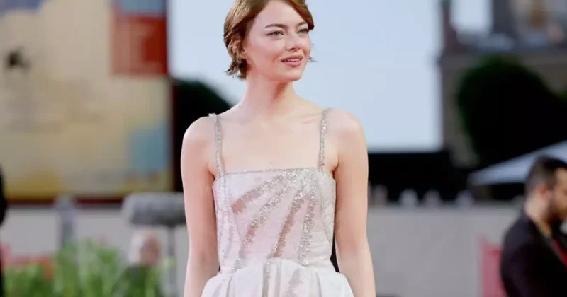 Emma Stounun qırmızı xalı tərzi
