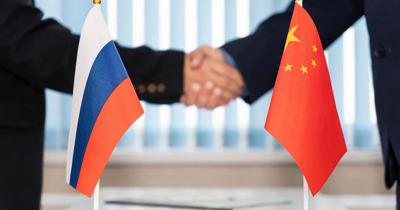 Источиник Reuters: Россия держится на товарообороте с Китаем