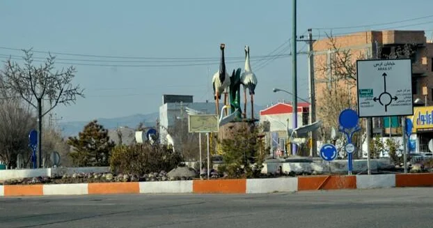 İran daha bir güneyli körpəyə adına görə şəhadətnamə vermədi