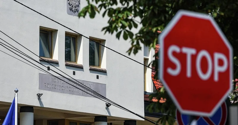 Polşanın Kalininqraddakı Konsulluğu bağlanıb