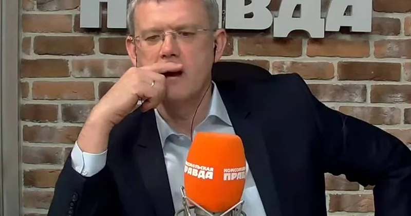İndi də ən balacası, cırtdan imperialist çığırır karvanın arxasınca...