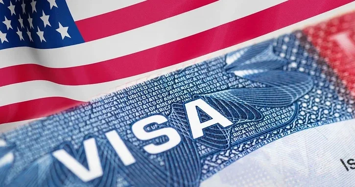 США ужесточают правила: иностранным журналистам и студентам грозят визовые ограничения