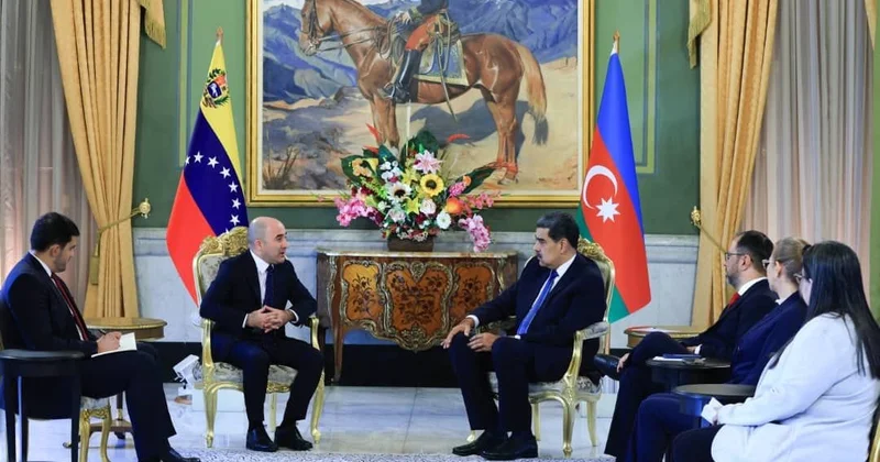 Azərbaycanın Venesueladakı səfiri etimadnaməsini Nikolas Maduroya təqdim edib FOTO