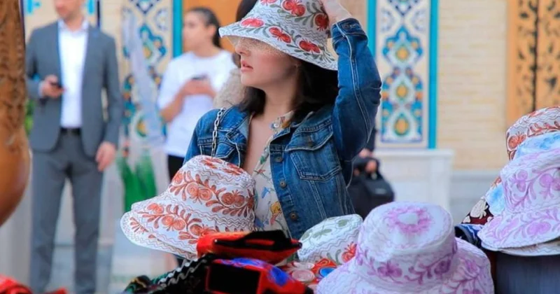 Özbəkistana gələn turistlərin 45,5 faizini qadınlar təşkil edir