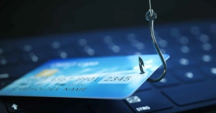 Dələduzlar bank kartından pulu belə çəkirlər