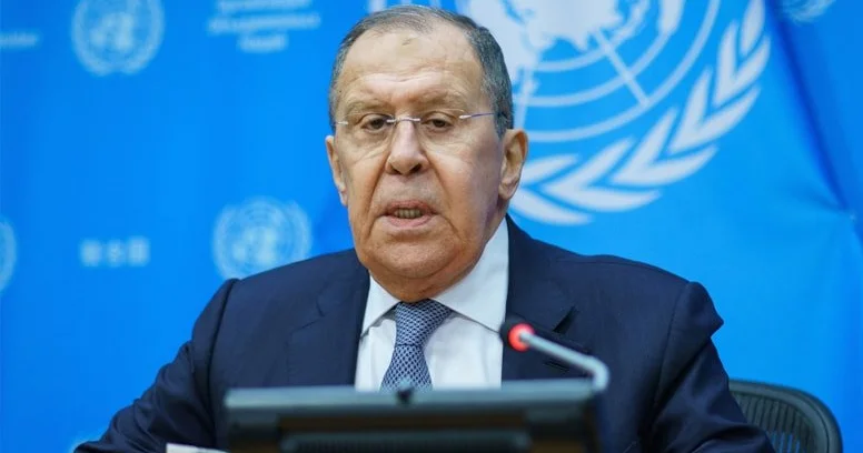 Lavrov: Ermənistanın Ukraynanın yol verdiyi səhvi etməməsi üçün hər şeyi etdik