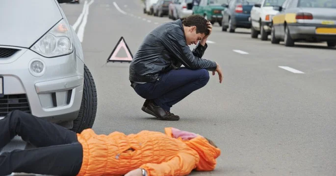 Qaraçı kəndində yolu keçən piyadanı maşın vuraraq öldürüb