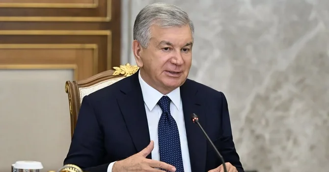 Mirziyoyev: Tələbə qızların sayının artması Özbəkistanda Üçüncü İntibah dövrünün əlamətidir