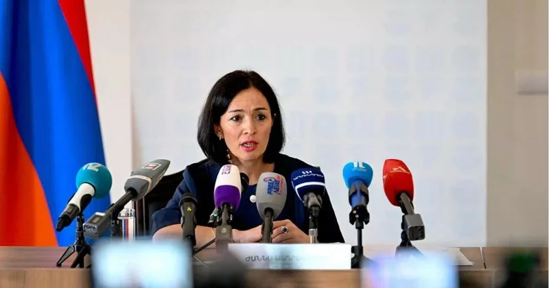 Ermənistanda uşaqların rusdilli siniflərdə təhsil alması üçün 5,4 min müraciət daxil olub Nazir