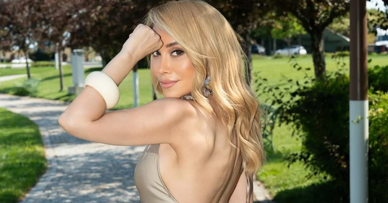 Küləkli havaya görə konsert məkanını dəyişdi