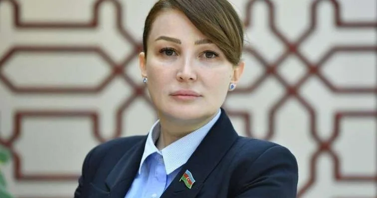 Sabiq deputat tələbə oldu