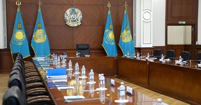 Правительство Казахстана сложило полномочия