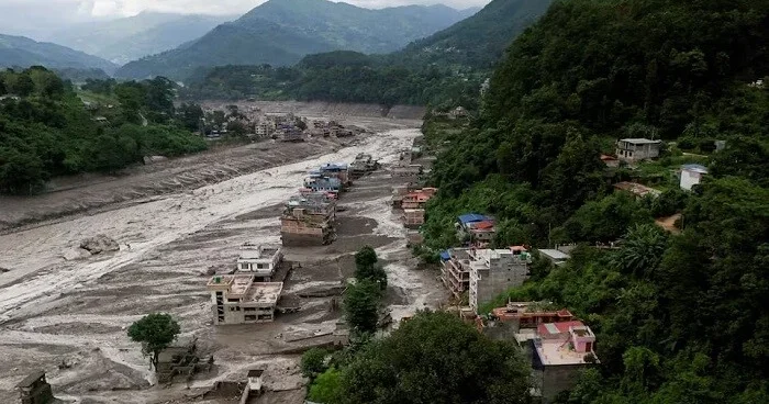 Nepal bu ölkələrin yardımından imtina etdi