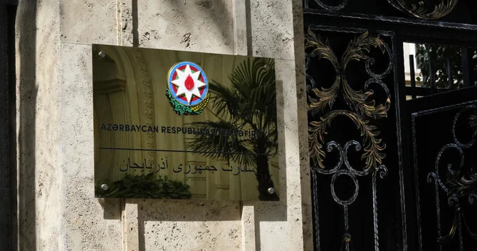 Baş nazir İrandakı səfirliyi bu siyahıya əlavə etdi