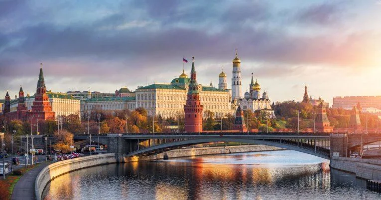 Слишком много случайностей . Кто в Москве играет против Азербайджана?