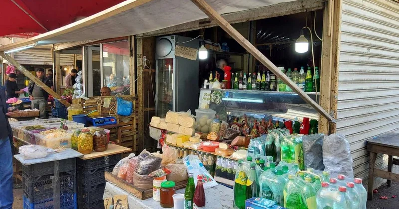 Gəncədə qadın bazarda öldürüldü Şübhəli oğludur