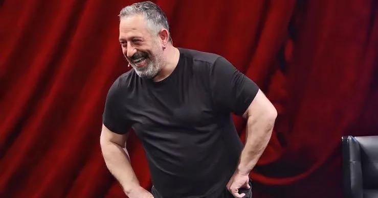 Cem Yılmaz tanınmaz halda (Foto)