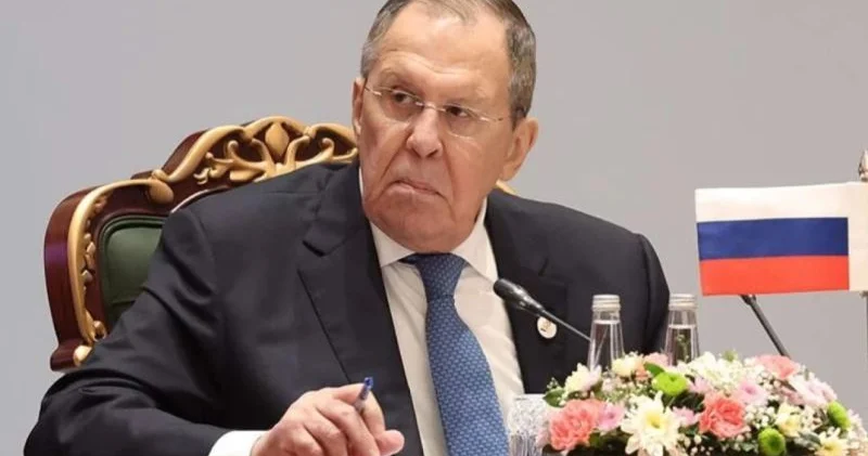 Dövlət çevrilişləri etməyə öyrəşməmişik Lavrov
