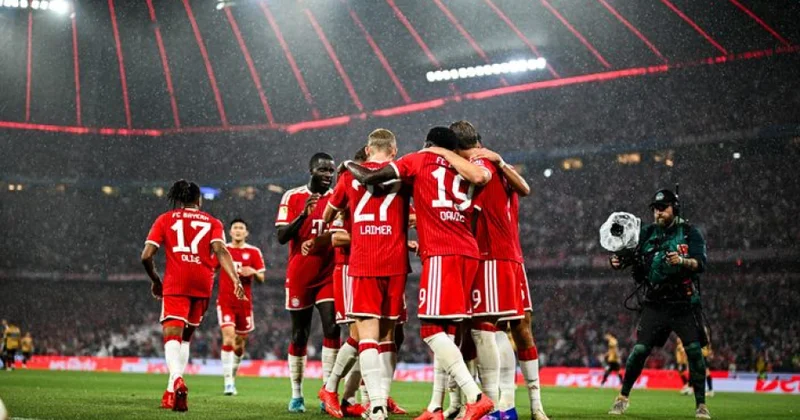 “Bavariya” Bundesliqanın yeni mövsümünün açılış matçında “Ştutqart”ı darmadağın edib