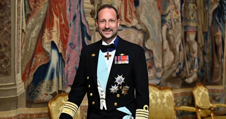 Vəliəhd şahzadə Hokon Norveçin yeni kralı oldu