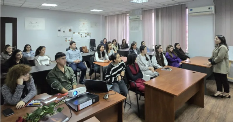 Tbilisidə tələbə və gənclərə Anım Günü barədə məlumat verilib