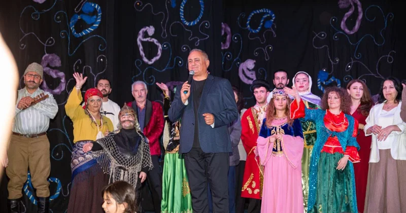 Bakı Uşaq və Gənclər Teatrında yeni mövsümün açılışı olub