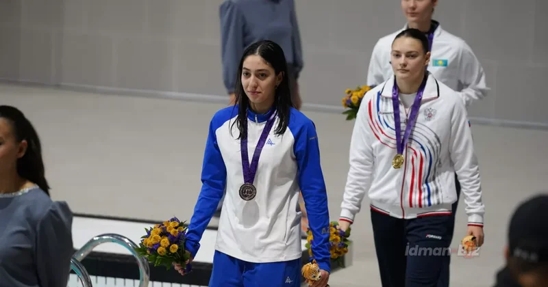 III Игры СНГ: азербайджанская пловчиха пополнили копилку наград