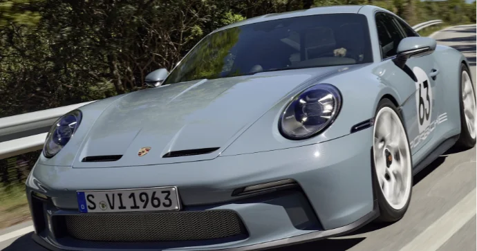 “Porsche”nin səhmləri kəskin ucuzlaşıb