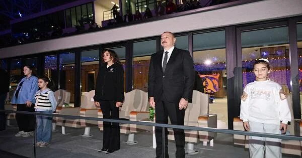 Mehriban Əliyevanın Xədicə ilə görüntüsü təsirləndirdi Foto