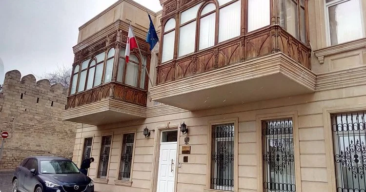 Rusiyanın raket zərbəsi: Polşa səfirliyi zərər gördü