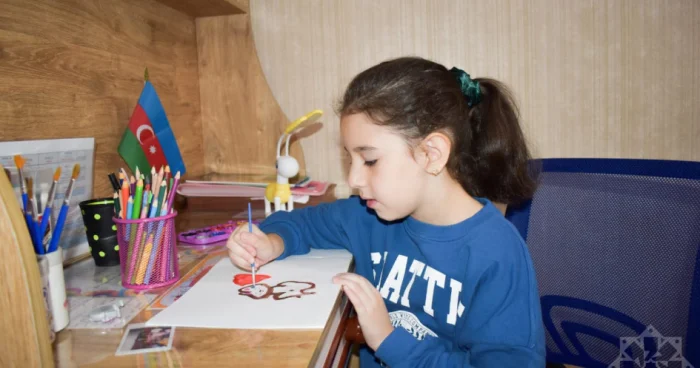 İlham babanı çox sevdim 6 yaşlı Nilay VİDEO